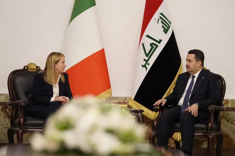 Irácký premiér Mohammed Shia al-Sudani se setkal s italskou premiérkou Giorgií Meloniovou v Bagdádu, Irák, 23. prosince 2022