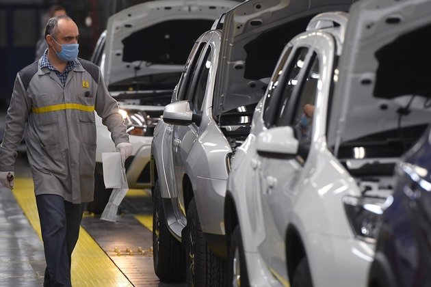 Francouzský automobilový gigant Renault odhalil náklady na odchod z Ruska